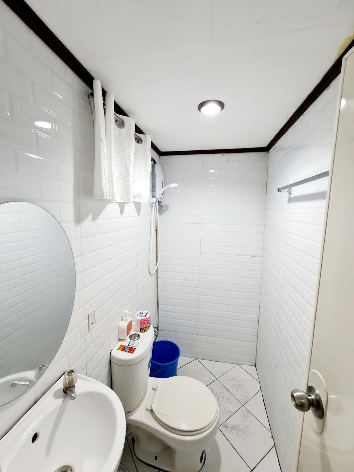 Calapan City Fully Furnished House Transient Near Xentromall L39 Buitenkant foto
