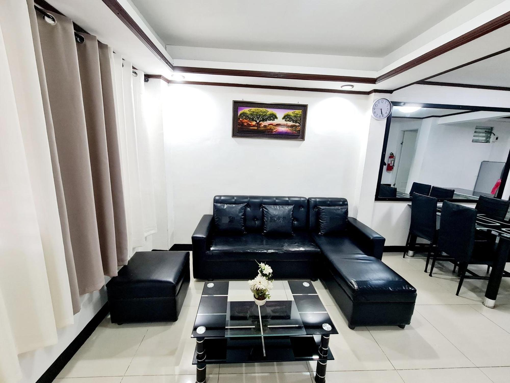 Calapan City Fully Furnished House Transient Near Xentromall L39 Buitenkant foto